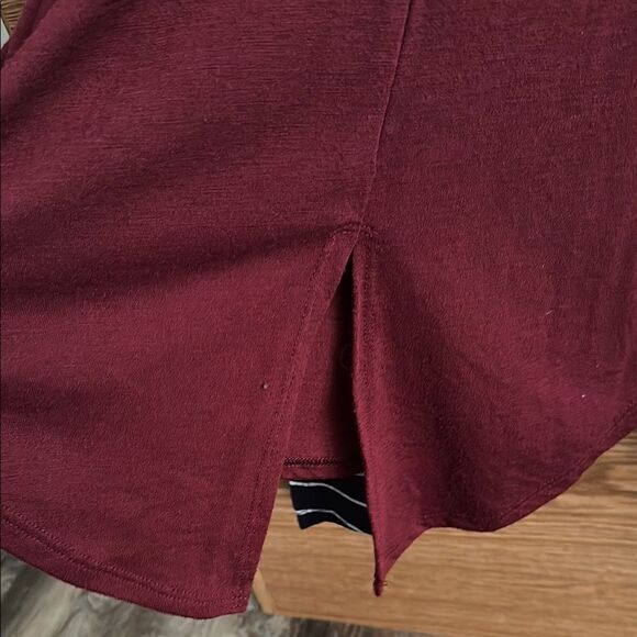 3 So juniors Sleeveless Tops - Black, Burgundy, and Navy Striped - Picture 10 of 11